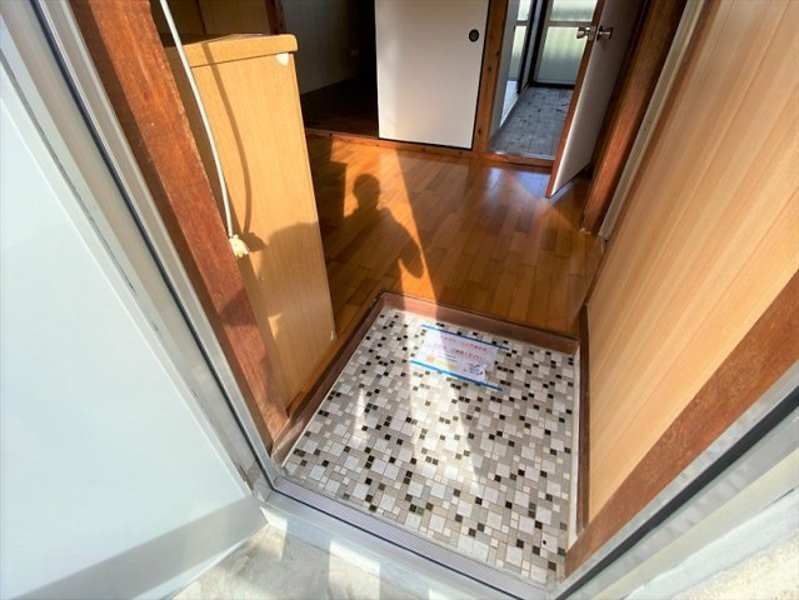 2DK Apartment for Rent in Urasoe, Okinawa - 34.7 sqm - Thumbnail 3