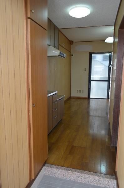 Women-Only 1R Apartment for Rent in Urasoe Miyagi, Okinawa - Thumbnail 4