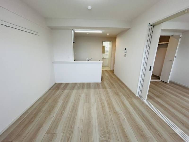 1LDK Apartment for Rent in Naha City, Okinawa - 44.8 sqm - Thumbnail 3