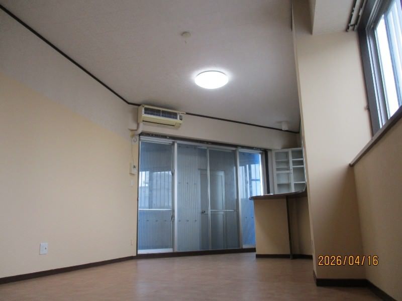 RITORU House 2LDK Rental in Uruma City, Okinawa - Thumbnail 2