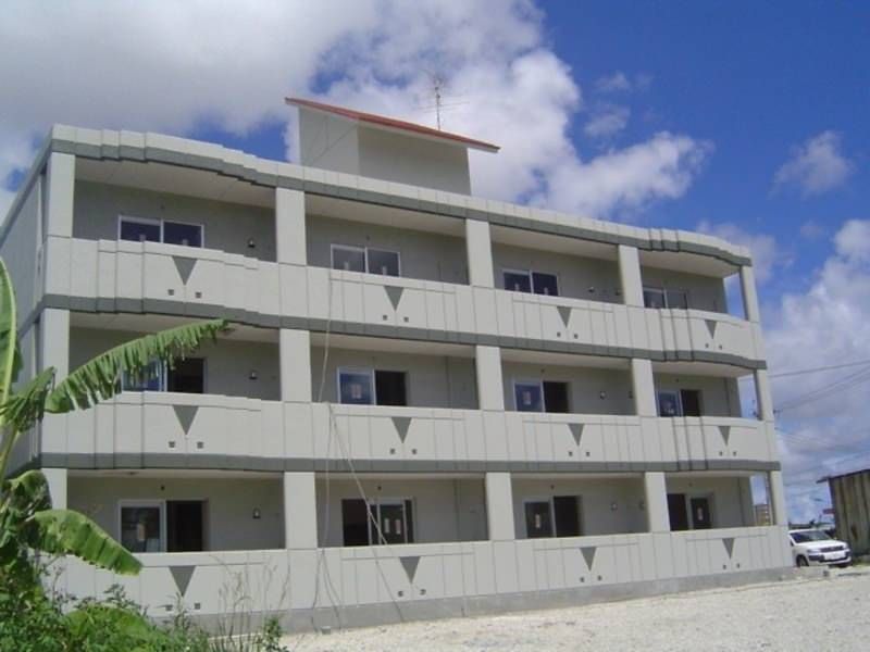 1LDK Apartment for Rent in Tomigusuku, Okinawa - Thumbnail 3