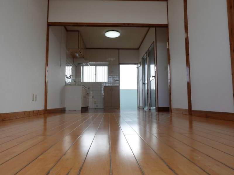 2LDK Apartment for Rent in Ginowan, Okinawa - Thumbnail 4