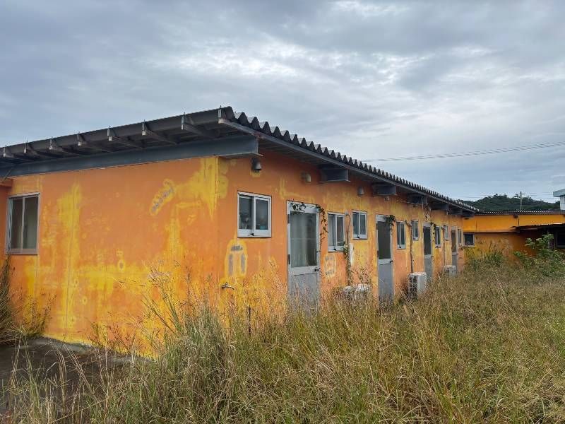 333 Tsubo Land with Apartment & Office for Sale in Iheya Village, Okinawa - Thumbnail 3