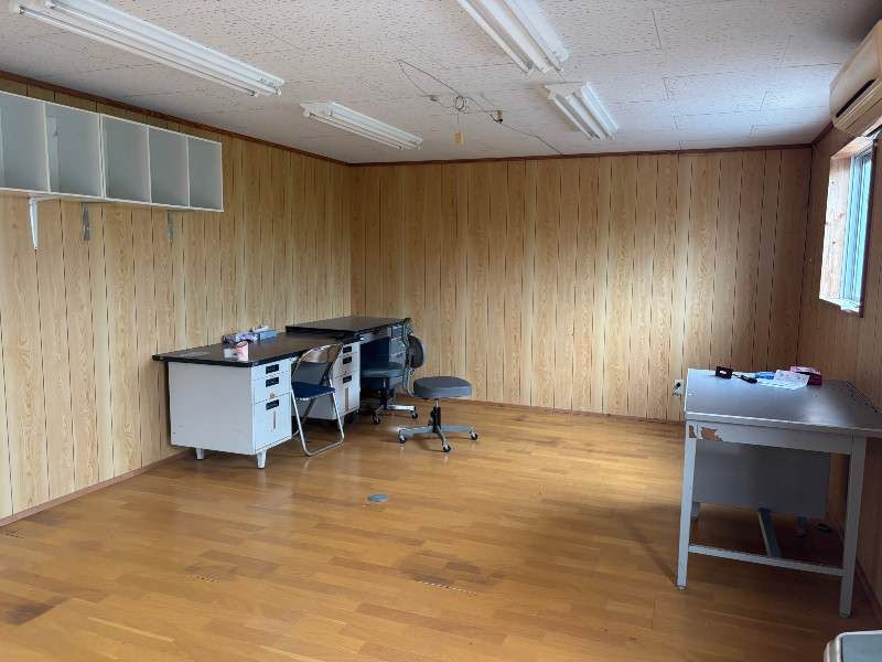 333 Tsubo Land with Apartment & Office for Sale in Iheya Village, Okinawa - Thumbnail 4