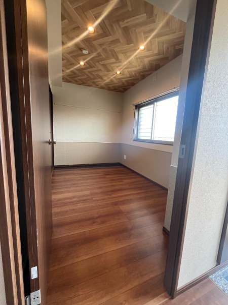 2LDK Apartment for Rent in Miyakojima, Okinawa - Thumbnail 3