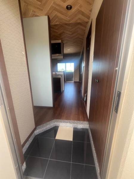 2LDK Apartment for Rent in Miyakojima, Okinawa - Thumbnail 4