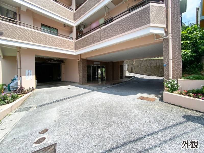 3LDK Apartment for Sale in Naha, Okinawa - 60.32 sqm - Thumbnail 3