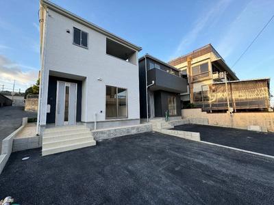 Nishihara-cho Owazu No. 1 Newly built detached house [2 buildings in total] Building 1 Detached house for sale in Owazu, Nishihara-cho (newly built, walk-in closet, system kitchen, intercom with monitor, 5LDK, 37.8 million yen) | Okinawa property information [Go Home] No. 10593-559 — Image 1, Nishihara, Okinawa