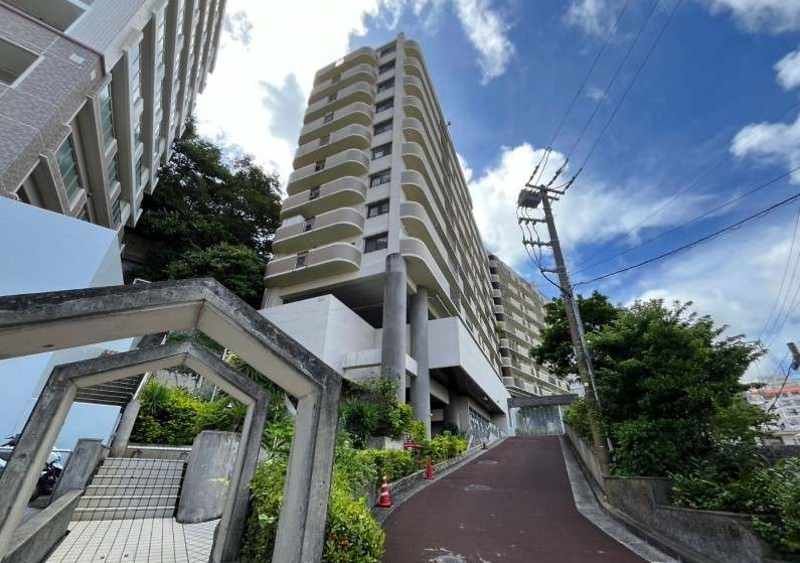 4LDK Apartment for Sale in Nagata, Naha City, Okinawa - Thumbnail 3