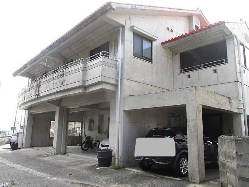 3LDK Ocean View House for Rent in Ginowan, Okinawa - Image 1