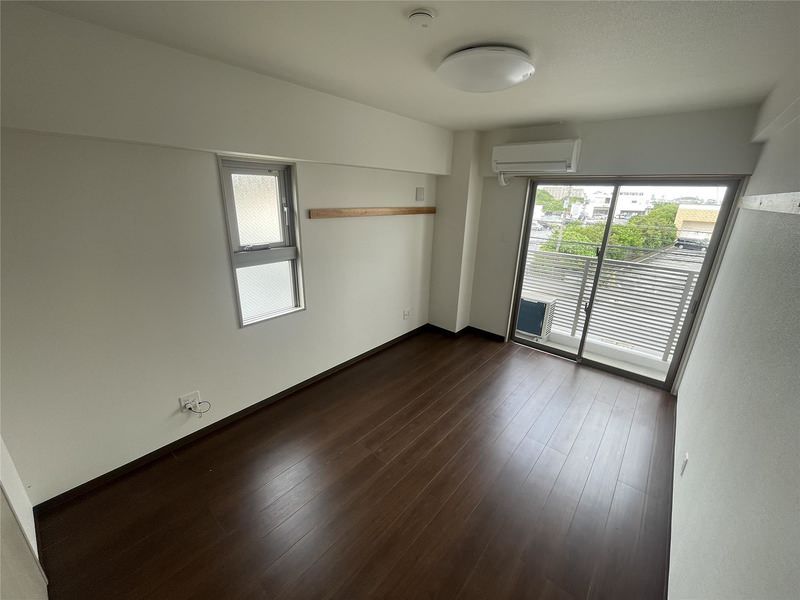 2024 Built 1K Apartment for Rent in Tomigusuku, Okinawa - Thumbnail 4