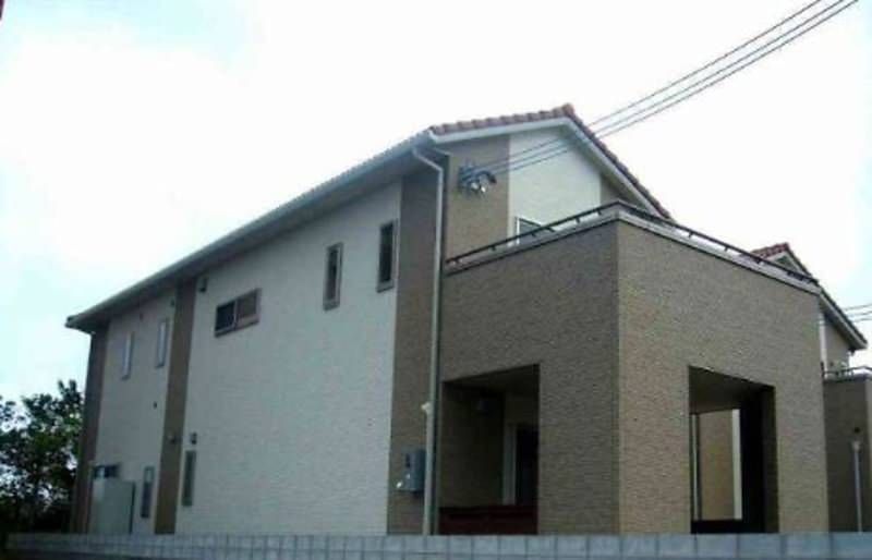 4LDK RC House for Sale in Yomitan, Okinawa - 231 sqm - Thumbnail 2