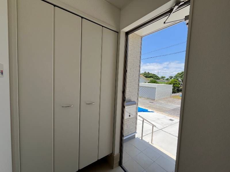 New 4LDK House with Wind Resistance in Uruma City, Okinawa - Thumbnail 4