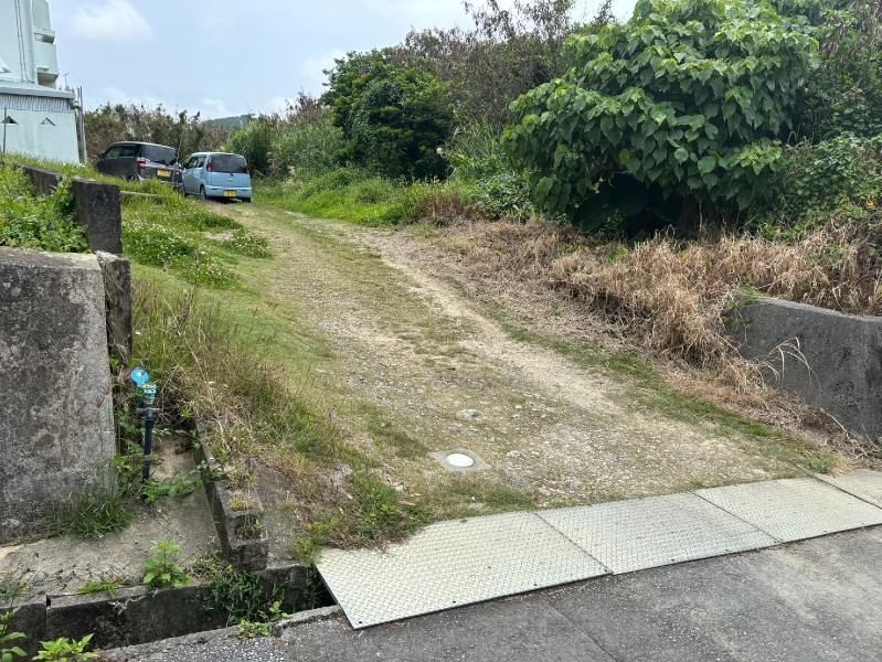 541 sqm Land for Sale in Yonabaru, Okinawa - Development Potential - Thumbnail 3