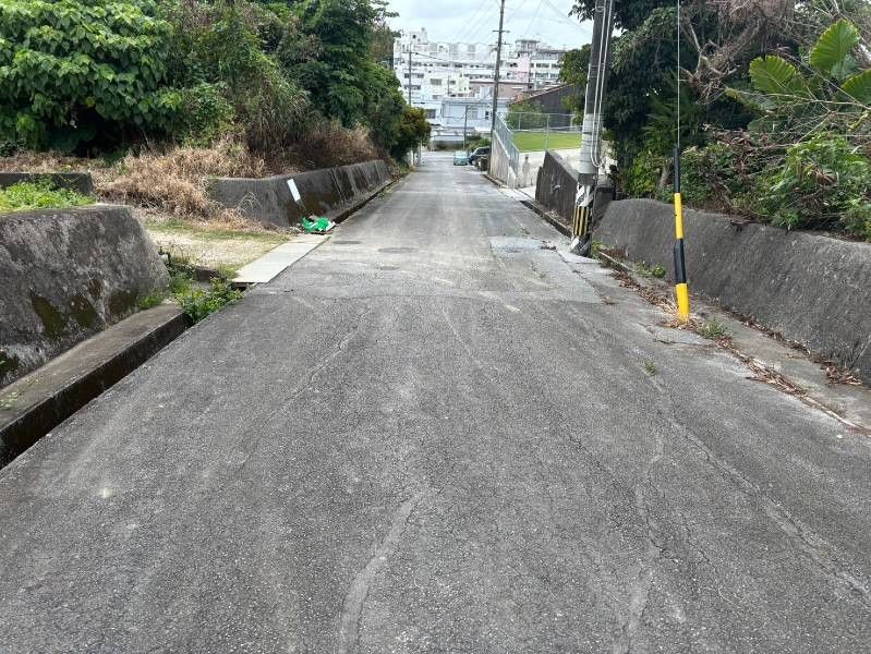 541 sqm Land for Sale in Yonabaru, Okinawa - Development Potential - Thumbnail 2
