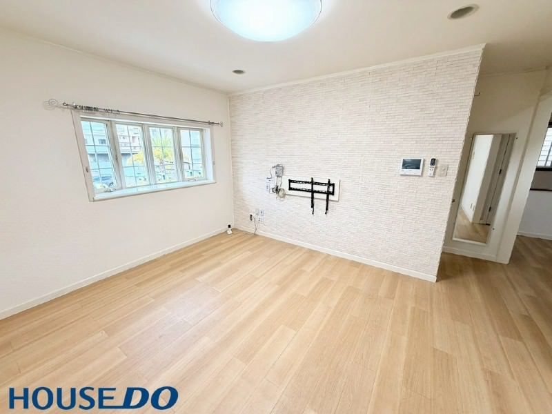 Shop with Residence for Sale in Chatan, Okinawa - 3LDK - Thumbnail 3