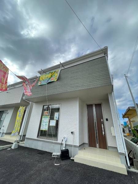 New 4LDK House for Sale in Uruma City, Okinawa - Thumbnail 4