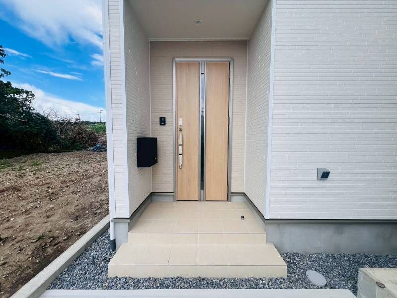 ZEH Standard 4LDK House in Itoman City, Okinawa - Thumbnail 4