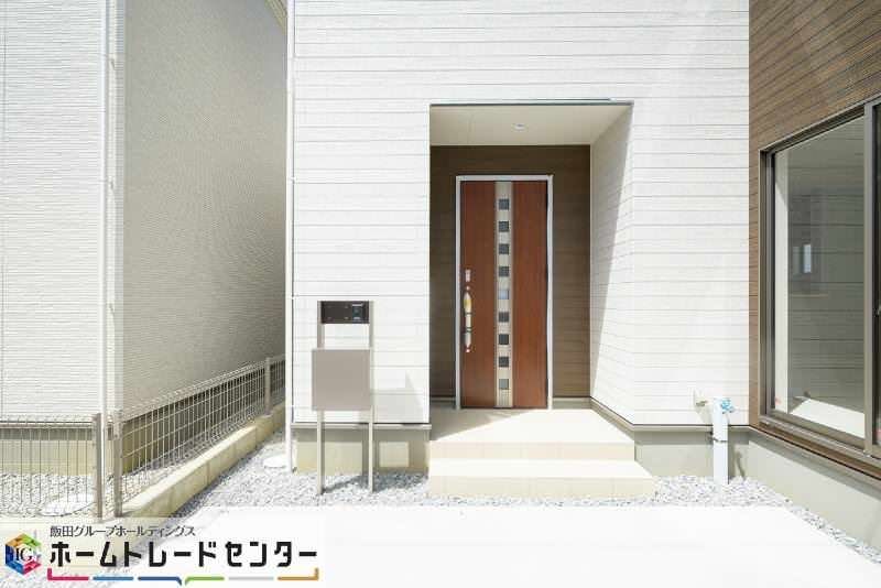 New 4LDK House in Ginowan, Okinawa with Long-Term Superior Quality - Thumbnail 3