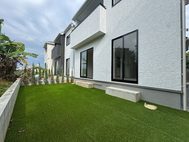 New 4LDK House in Uruma, Okinawa with Free Moving & Cashback - Thumbnail 2