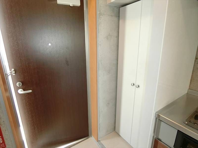 1K Apartment for Rent in Matsugawa, Naha, Okinawa - No Deposit - Thumbnail 3