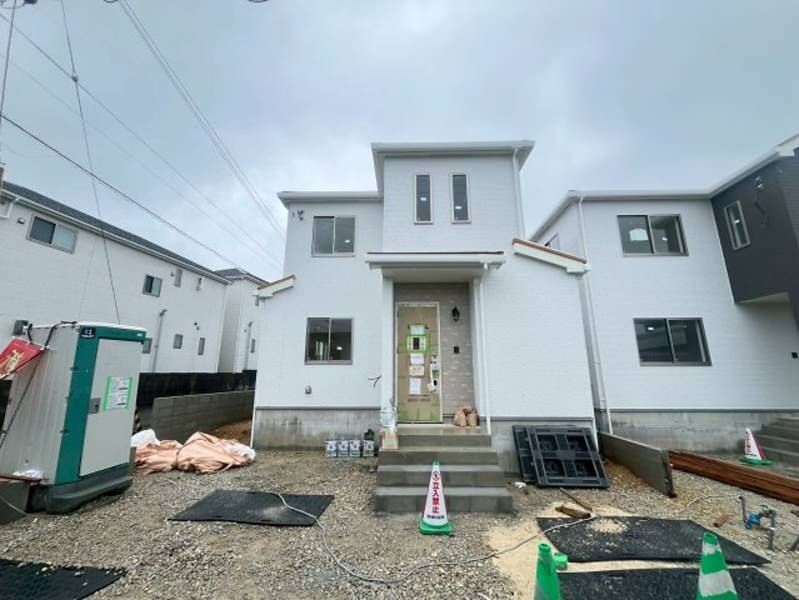 New 4LDK House for Sale in Kakazu, Ginowan City, Okinawa - Thumbnail 3