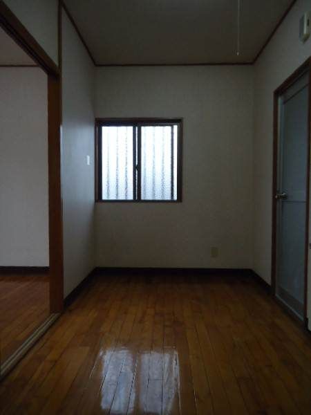 City Terrace 1K Apartment for Rent in Naha, Okinawa - Thumbnail 4