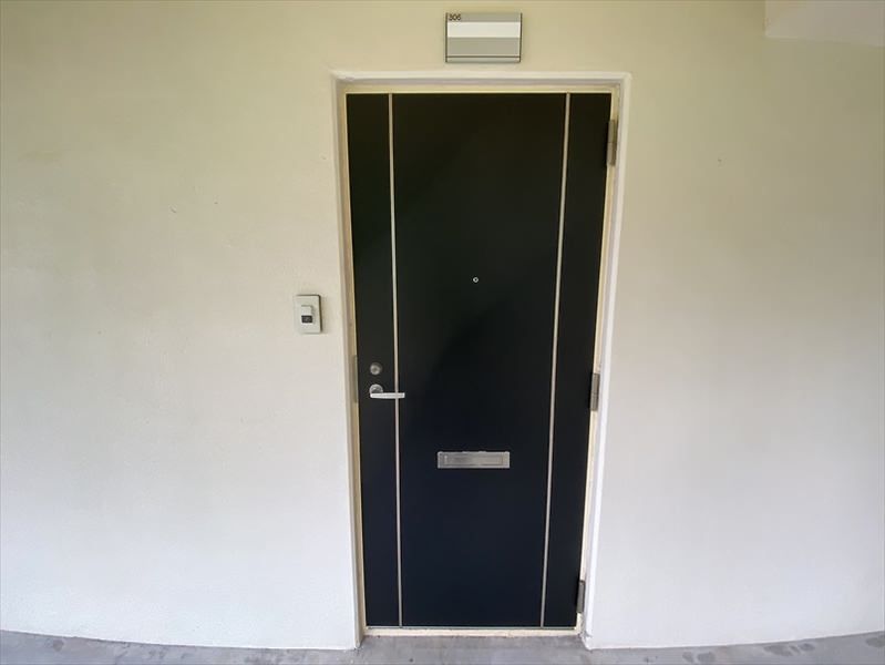 Showrise M 1K Apartment for Rent in Urasoe, Okinawa - Thumbnail 3