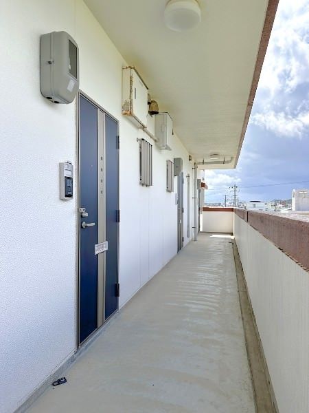 1LDK Apartment for Rent in Nishihara Town, Okinawa - Thumbnail 2