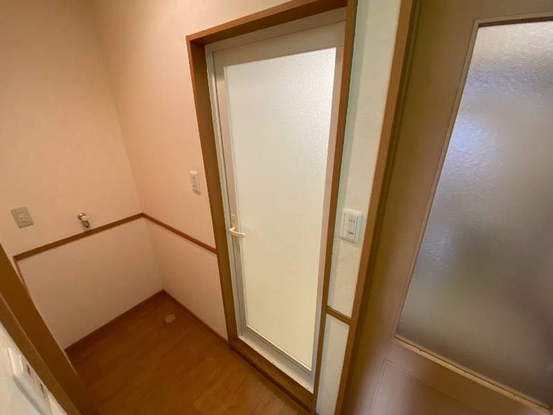 Grace Miyagi 1K Apartment for Rent in Ginowan, Okinawa - Thumbnail 2