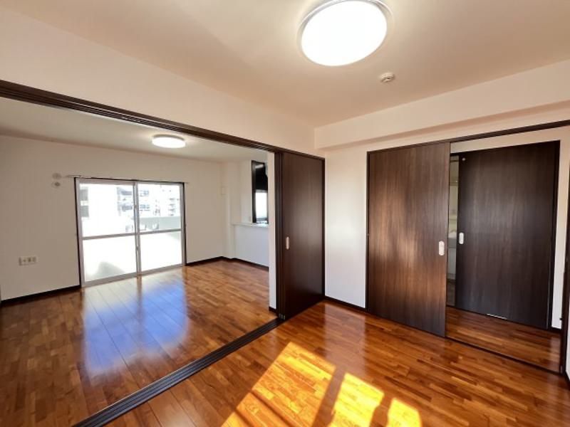 2LDK Apartment for Rent in Shikina, Naha, Okinawa - Thumbnail 3