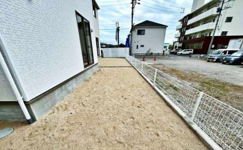 New 4LDK Wooden House for Sale in Uruma, Okinawa - Thumbnail 3