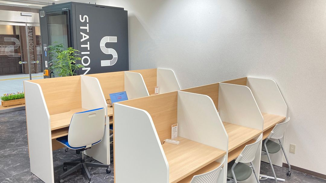 Office Takasaki Base Coworking Space Rental in Gunma - Thumbnail 4