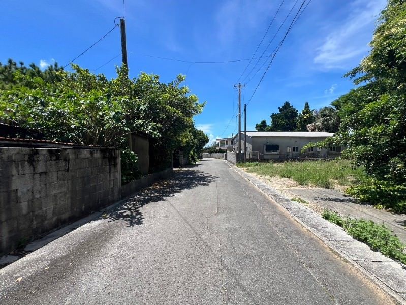 365 sqm Land for Sale in Ie Village, Okinawa | 110.4 Tsubo Plot - Thumbnail 2