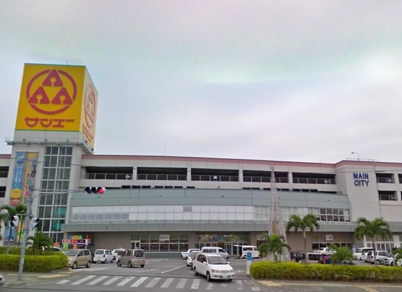 Modern 2LDK Apartment for Rent in Uruma City, Okinawa - Thumbnail 4