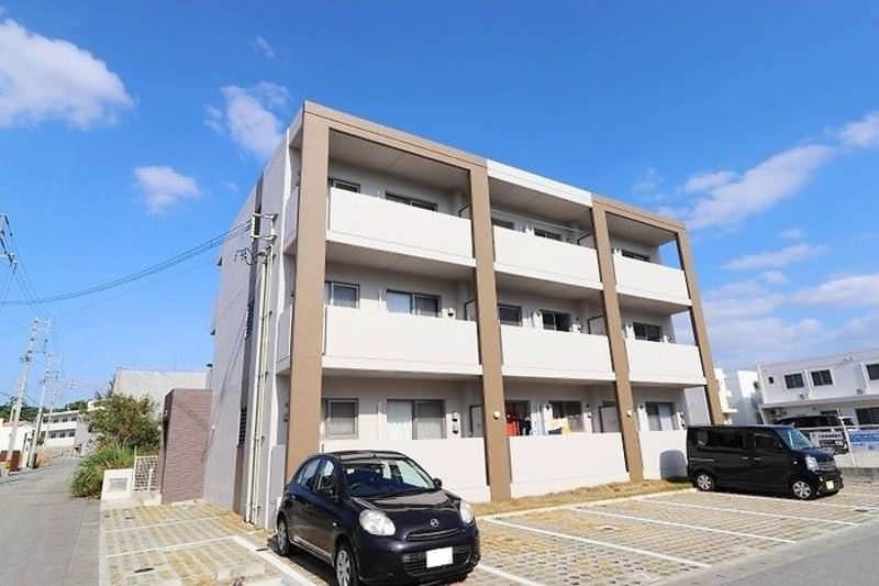 1LDK Apartment for Rent in Chatan, Okinawa with Free Internet - Thumbnail 2