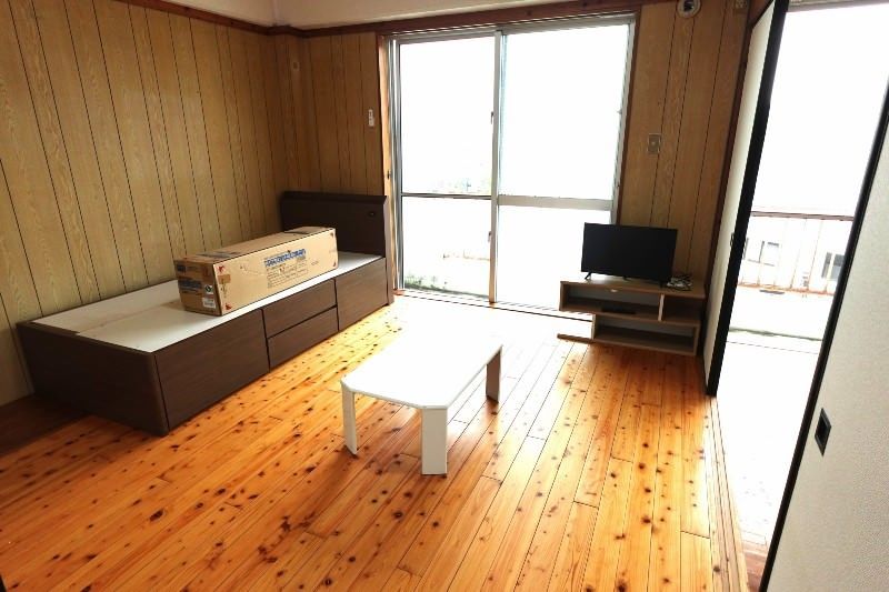 Renovated 1LDK Apartment for Rent in Haebaru Town, Okinawa - Thumbnail 4