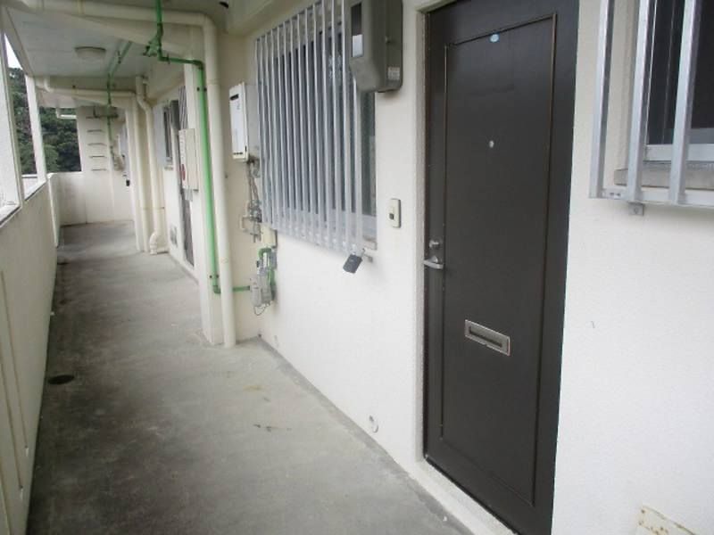 2DK Apartment for Rent in Maji, Naha City, Okinawa - Thumbnail 2