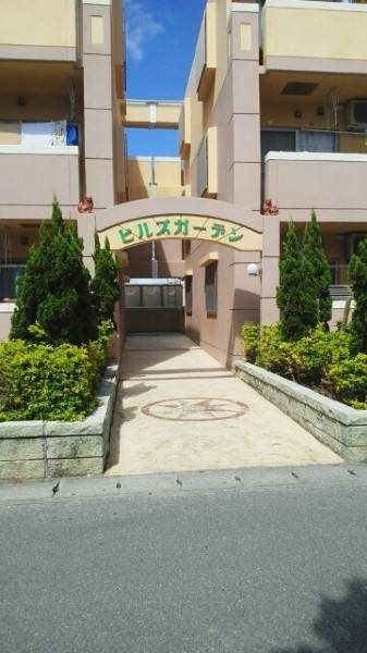 1LDK Apartment for Rent in Uruma City, Okinawa - Thumbnail 3