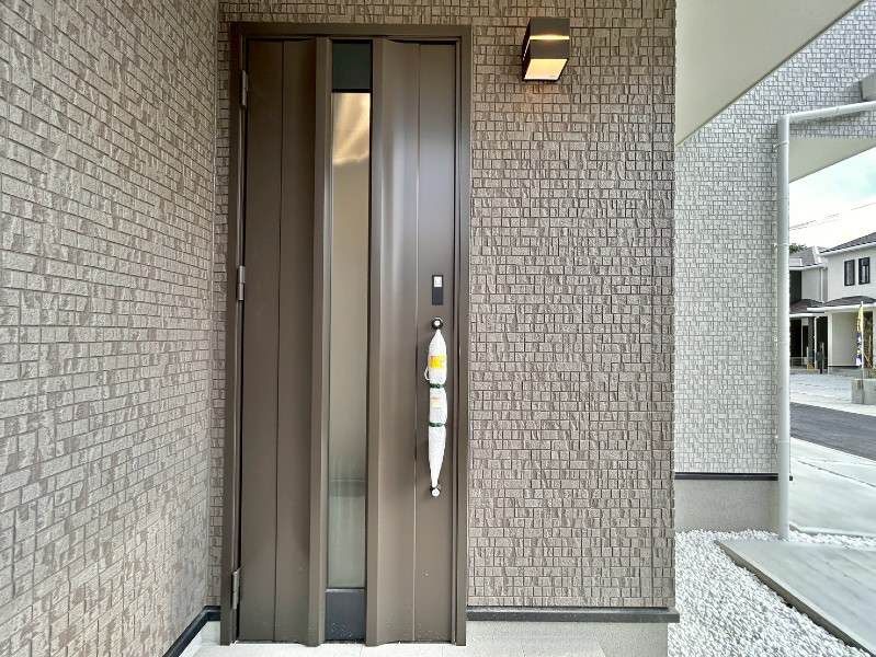 New 4LDK House in Uken, Uruma City, Okinawa - Walk to Beach - Thumbnail 4