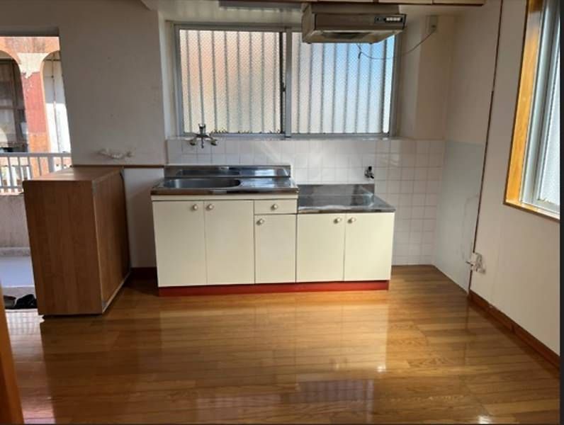 Modern 2DK Apartment for Rent in Itoman City, Okinawa - Thumbnail 3