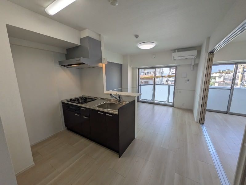 New 2026 2LDK Apartment for Rent in Okinawa City, Pet-Friendly - Main Image