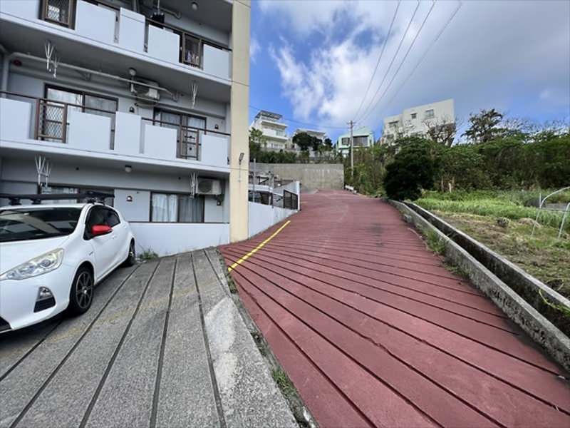 1R Apartment for Rent in Haebaru-cho, Okinawa - Thumbnail 3