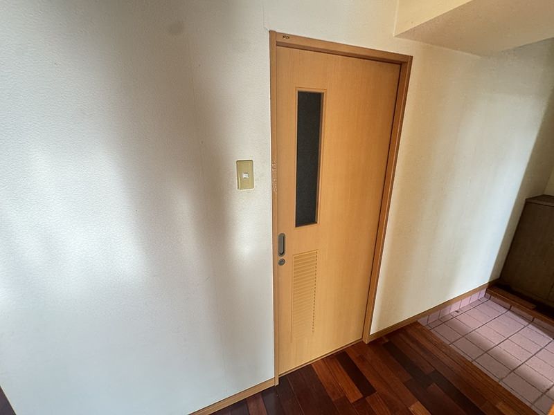 3LDK Apartment for Rent in Urasoe, Okinawa - 52.41 sqm - Thumbnail 2