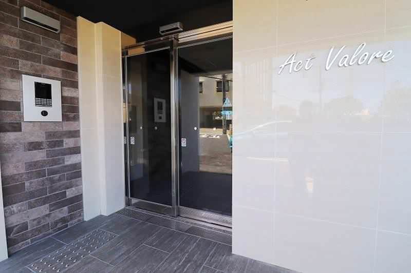 Top Floor 1LDK Apartment in Okinawa City, 50.28 sqm - Thumbnail 3