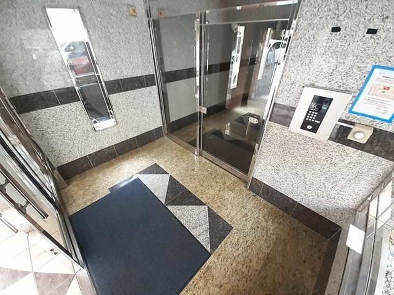 1LDK Apartment for Rent in Mekaru, Naha City, Okinawa - Thumbnail 4
