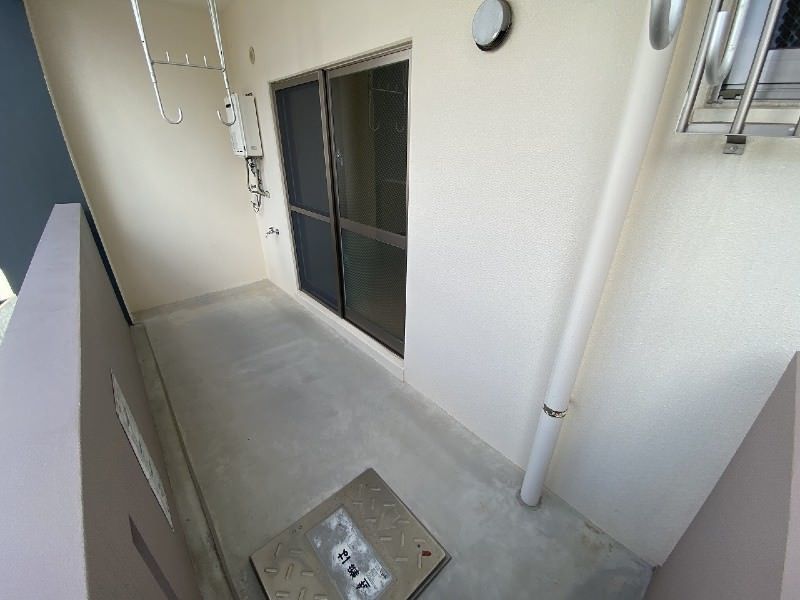 Grandeir 2LDK Apartment for Rent in Urasoe City, Okinawa - Thumbnail 2