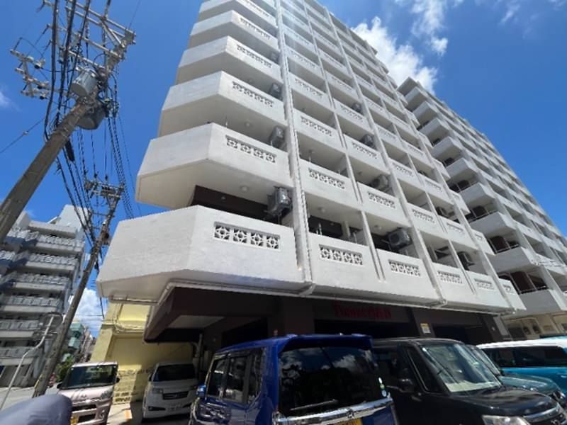 1K Apartment for Rent in Naha Maejima, Okinawa - 49,000 Yen - Thumbnail 2