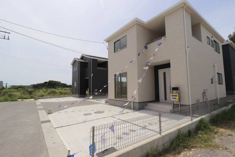 New 3LDK House in Uruma, Okinawa - 108 sqm - Thumbnail 2
