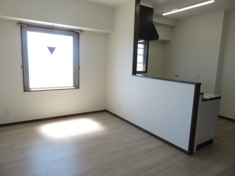 New 2025 3DK Apartment for Rent in Kin Town, Okinawa - Thumbnail 3